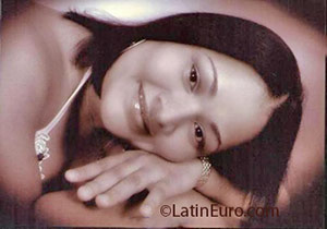 Date this stunning Dominican Republic girl Martina from San Pedro de Macoris N220