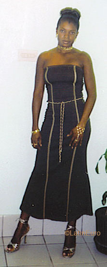 Date this voluptuous Any Country girl Gayle from  N2379