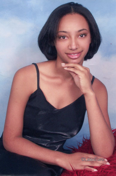 Date this young Dominican Republic girl Natividad from Santo Domingo N2447