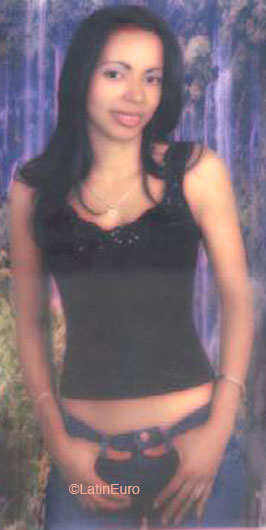 Date this good-looking Dominican Republic girl Maribel from Nagua N2466
