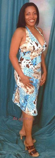 Date this lovely Dominican Republic girl Dary from San Cristobal N2520