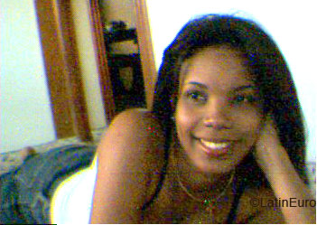 Date this sultry Any Country girl Yohanny from  N2524