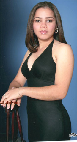Date this lovely Dominican Republic girl Fidelia from  N2610