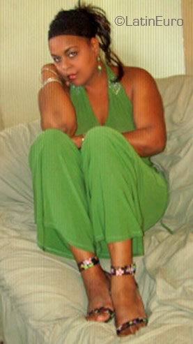 Date this good-looking Dominican Republic girl Sardis from San Cristobal N265