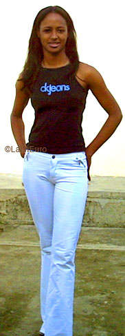 Date this beautiful Dominican Republic girl Yazmin from Santo Domingo N2698