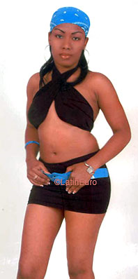 Date this cute Dominican Republic girl Santa from San Cristobal N2714