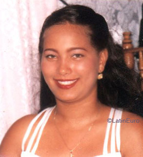Date this good-looking Dominican Republic girl Jaquelines_ from Nagua N2865