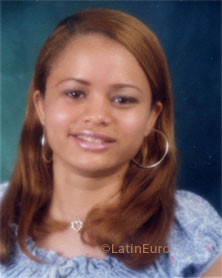 Date this foxy Dominican Republic girl Karina from Santo Domingo N2873