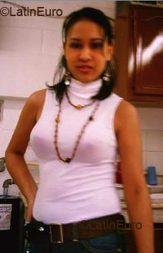 Date this cute Dominican Republic girl Dayanne from Bani N289
