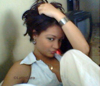 Date this funny Dominican Republic girl Liliana from  N2925