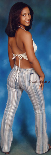 Date this lovely Dominican Republic girl Johanna from San Cristobal N2944