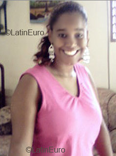 Date this funny Dominican Republic girl Gianniny from San Francisco de Macoris N307