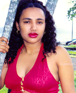 Date this sensual Dominican Republic girl Lillian from Santiago N3121