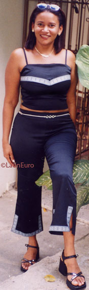 Date this passionate Dominican Republic girl Divina from Santiago N3170