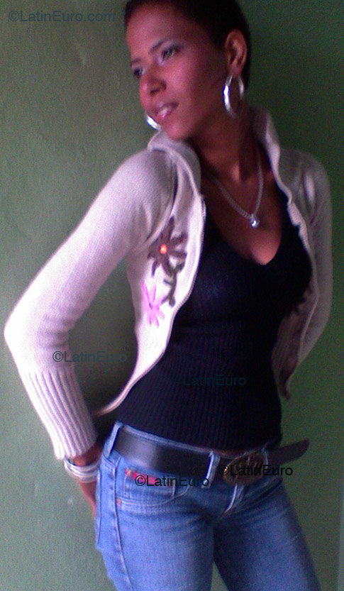 Date this athletic Any Country girl Wendy- from  N329