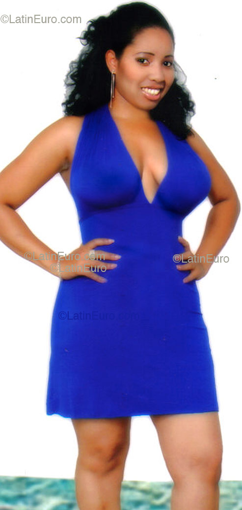 Date this georgeous Dominican Republic girl Jasmil from Santiag N51