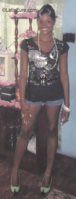 Date this delightful Any Country girl Chikoda from St. Elizabeth N-670