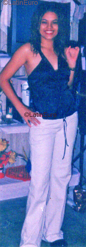 Date this sensual Honduras girl Doriana from La Ceiba N713