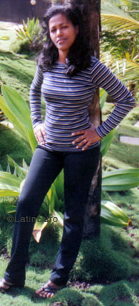 Date this attractive Brazil girl Elma from  B6794