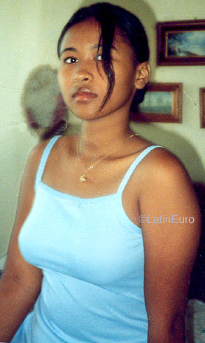 Date this stunning Any Country girl Liane from  N3882