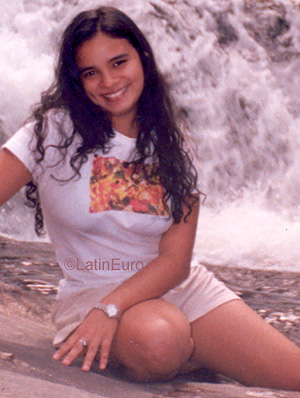 Date this charming Brazil girl Juliana from JARDIM B9947