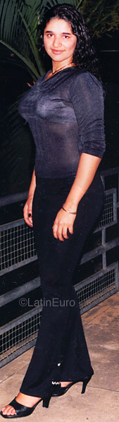 Date this good-looking Brazil girl Maria from COLATINA B9964