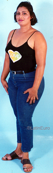 Date this voluptuous Dominican Republic girl Martha from Santo Domingo N3807