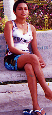 Date this exotic Brazil girl Alciane from  B9711