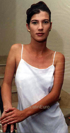Date this hot Brazil girl Lurdes from  B9700
