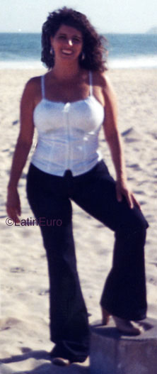Date this nice looking Brazil girl Regina from CAMPO GRANDE B9445