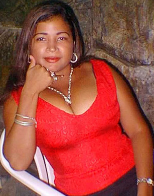 Date this attractive Colombia girl Renny from Santa Marta C53