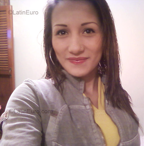 Date this funny Colombia girl Luz Helena from Piedecuesta CO33