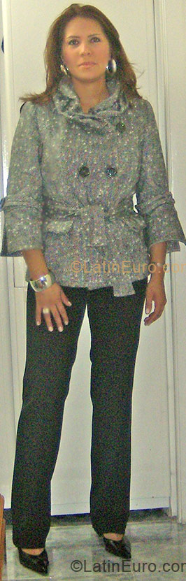 Date this pretty Colombia girl Marisol from Bogota CO140