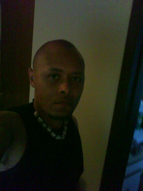 Date this athletic United States man Kerrie from Bremerton US127