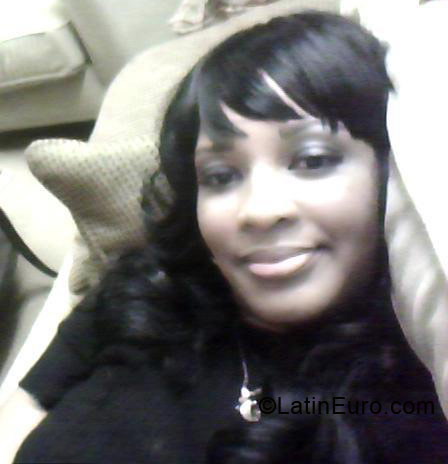 Date this attractive United States girl Coleendt from Newark US140