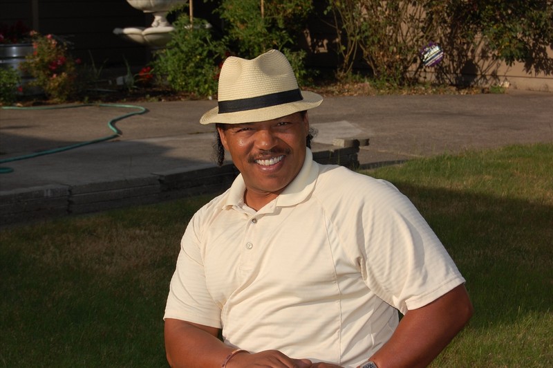 Date this georgeous United States man Richie from portland US224