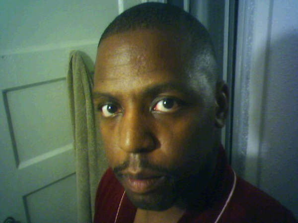 Date this charming United States man Ron from Oakland US238
