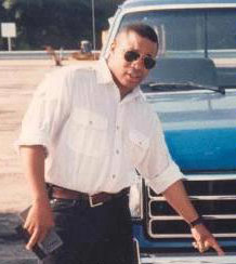 Date this georgeous United States man Karl from Washington, DC US290