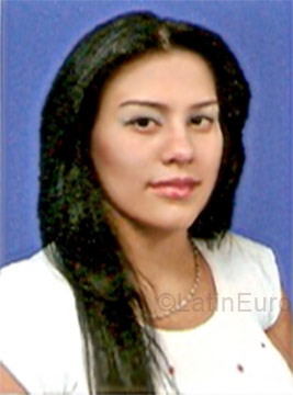 Date this lovely Colombia girl Isabel from Medellin CO162