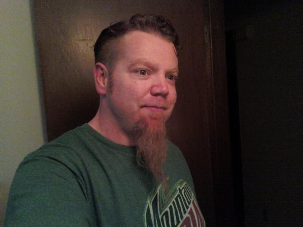 Date this tall United States man Robbyr4 from Seattle US294
