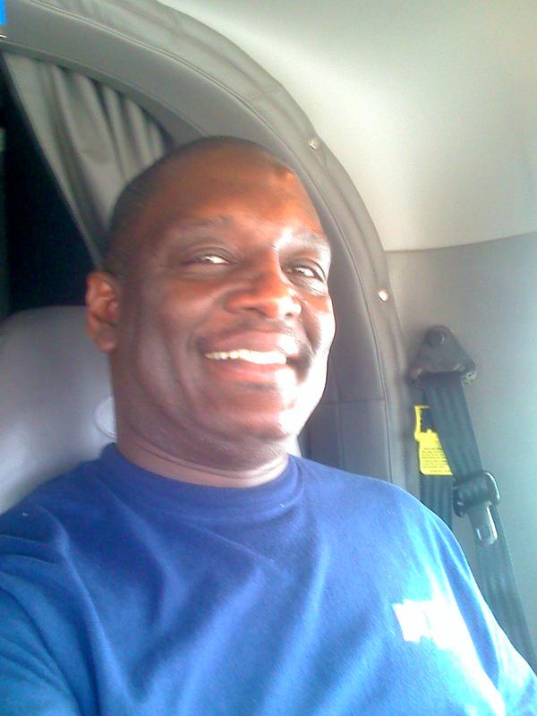 Date this tall United States man Johnny from houston US376