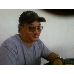 Date this pretty United States man Mike from Baltimore US469