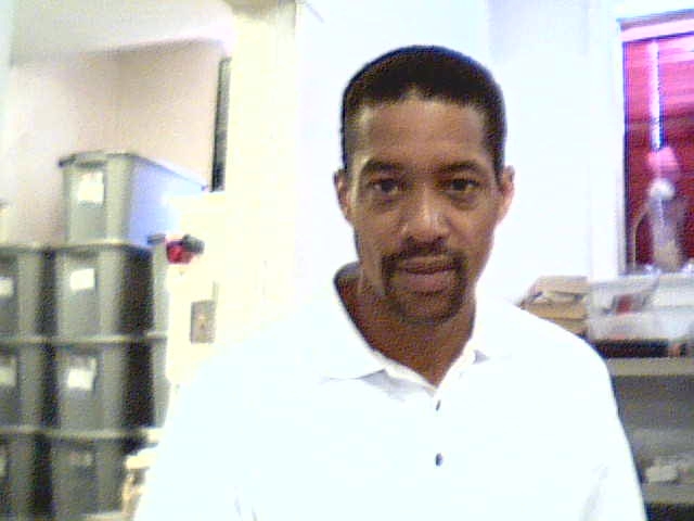 Date this athletic United States man Charles from Kansas City US526