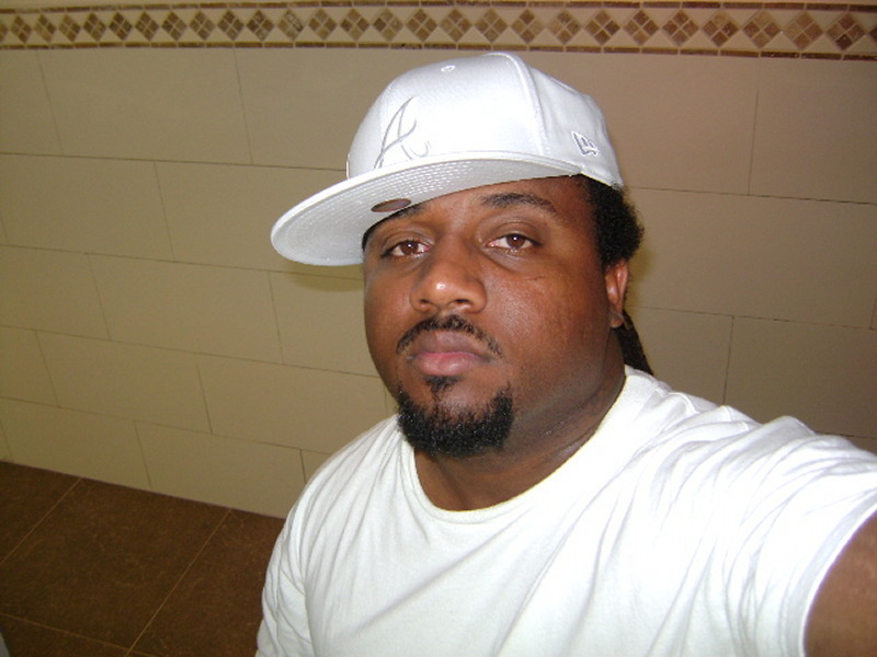 Date this athletic United States man Soul_Food_ from Jacksonville US561