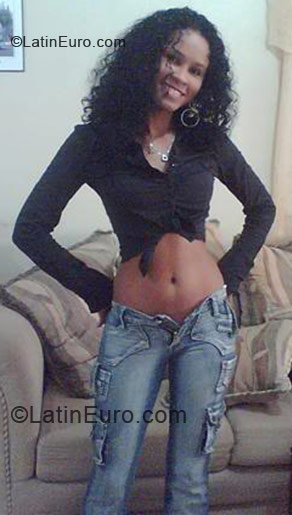 Date this stunning Dominican Republic girl Mariela from Santo Domingo DO228