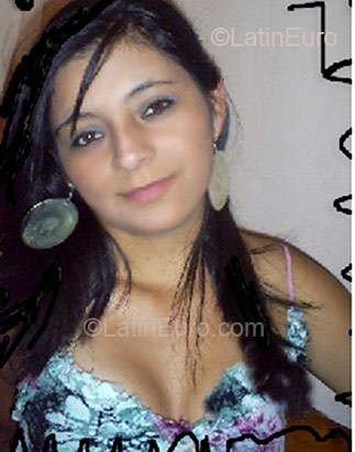 Date this sensual Colombia girl Erika Patricia from Circasia CO256