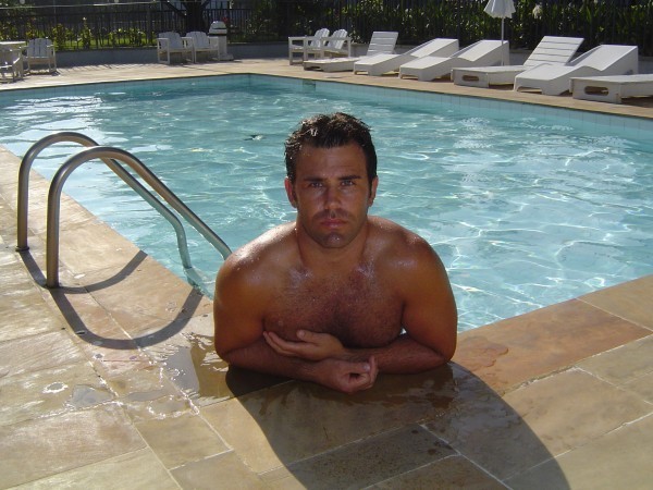 Date this lovely England man Sye from London BR392