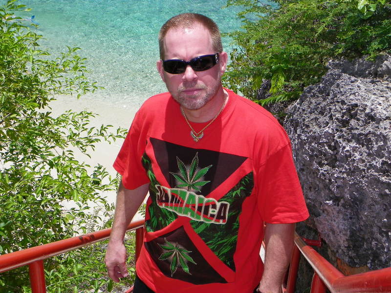 Date this pretty United States man SXXYWHTBOY from Dallas US1037