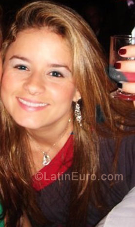 Date this passionate Brazil girl Janaina from Niteroi BR505