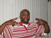 Date this tall United States man Dkelz from Anderson US1230